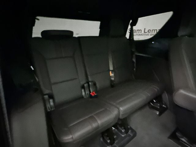 Used 2025 Chevrolet Tahoe RST AWD/4WD image 32