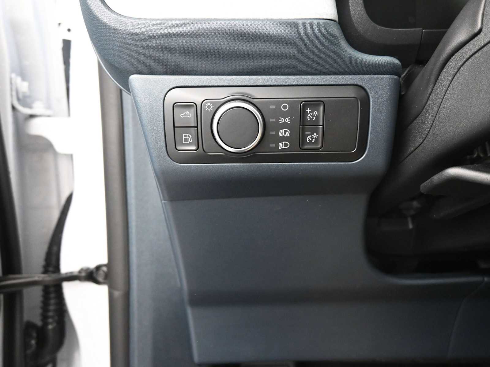 New 2025 Ford Maverick XLT w/ Equipment Group 301A image 24