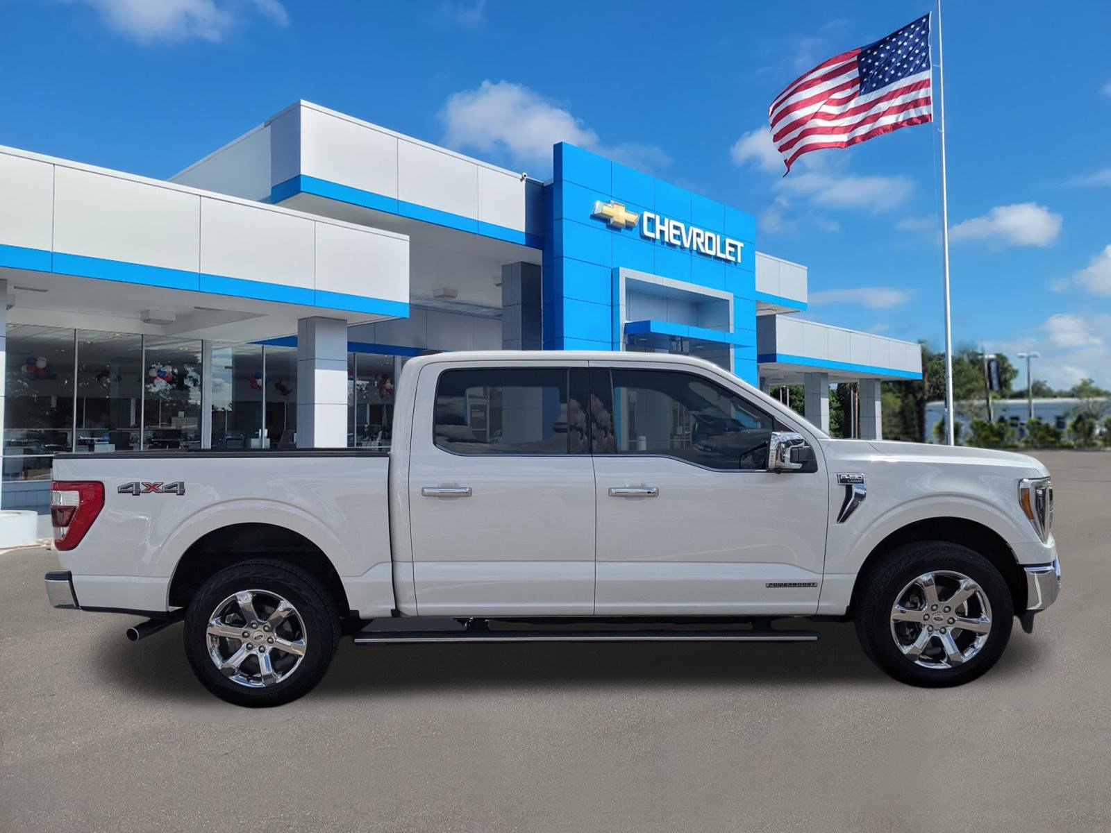 Used 2023 Ford F150 Lariat w/ Equipment Group 502A High image 3