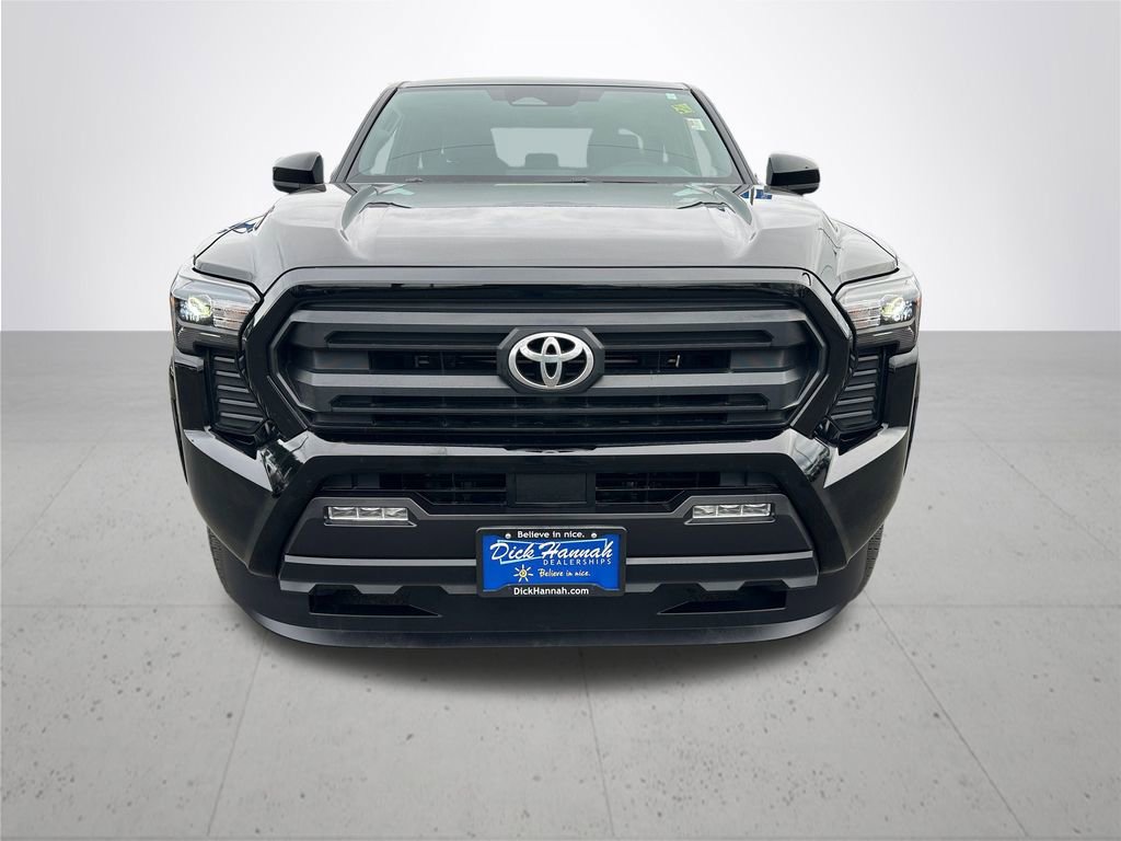Certified 2024 Toyota Tacoma SR5 image 3