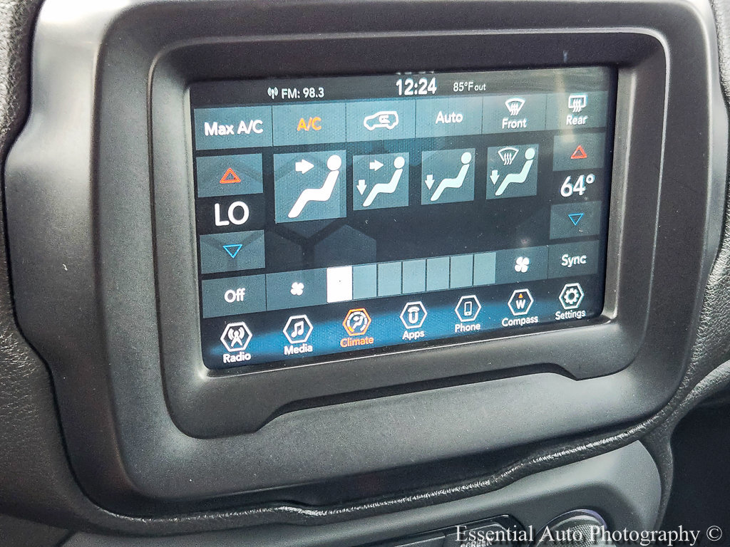 Used 2019 Jeep Renegade Latitude FWD image 12