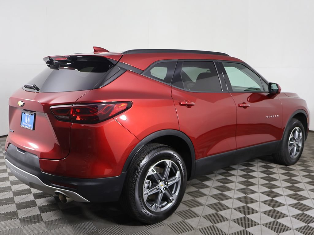 Used 2024 Chevrolet Blazer LT w/ Convenience Package FWD image 9