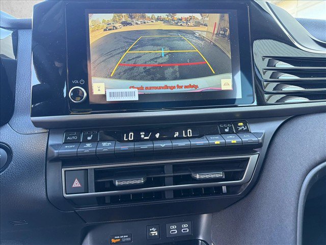 Used 2026 Toyota Camry LE w/ Convenience Package FWD image 20