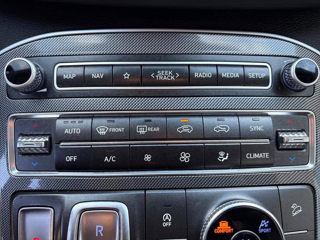 Used 2023 Hyundai Santa Fe SEL image 42