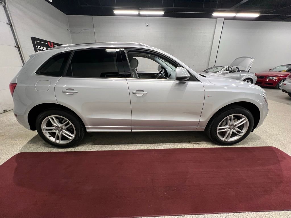 Used 2013 Audi Q5 3.0T Prestige image 11