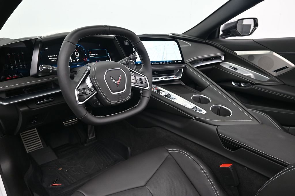 Used 2026 Chevrolet Corvette Stingray Preferred Conv w/ Z51 Performance Package RWD image 4