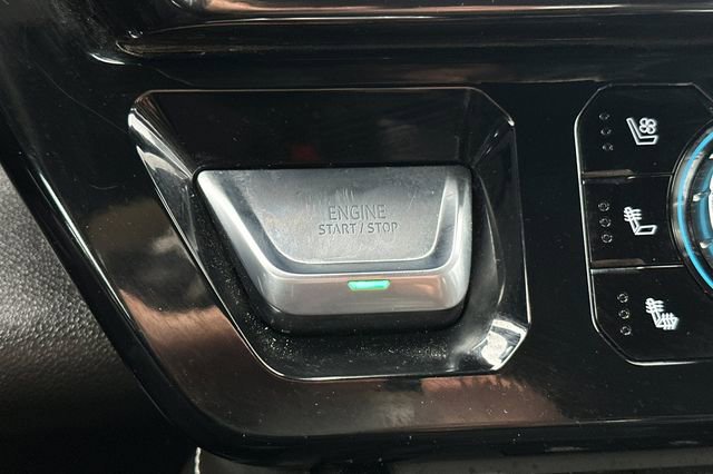 Used 2025 GMC Sierra 2500 AT4X image 24