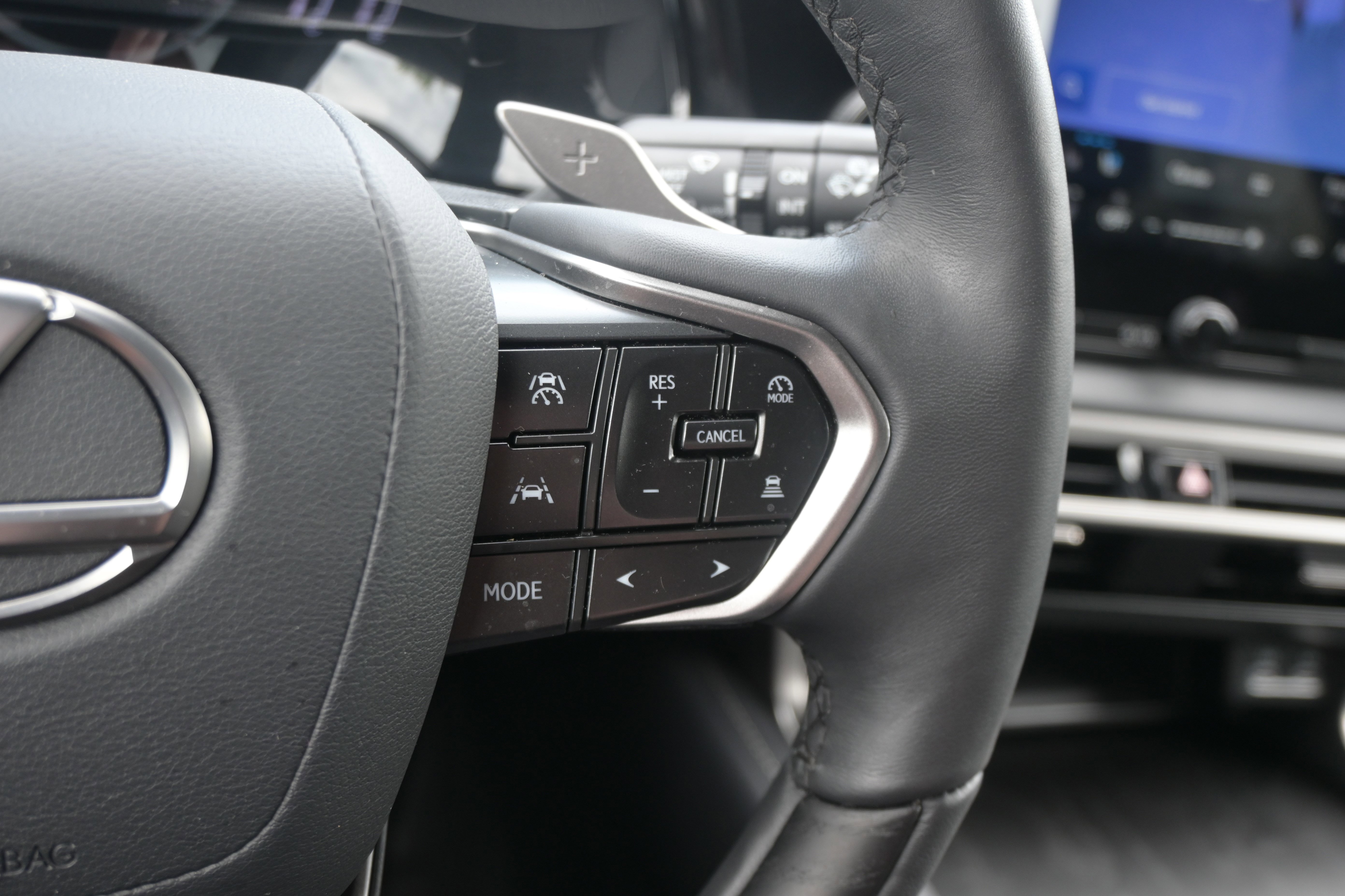 Used 2023 Lexus RX 350 Premium w/ Cold Area Package AWD/4WD image 19