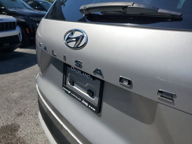 Used 2022 Hyundai Palisade SEL w/ 8P Bench Seat Package FWD image 10