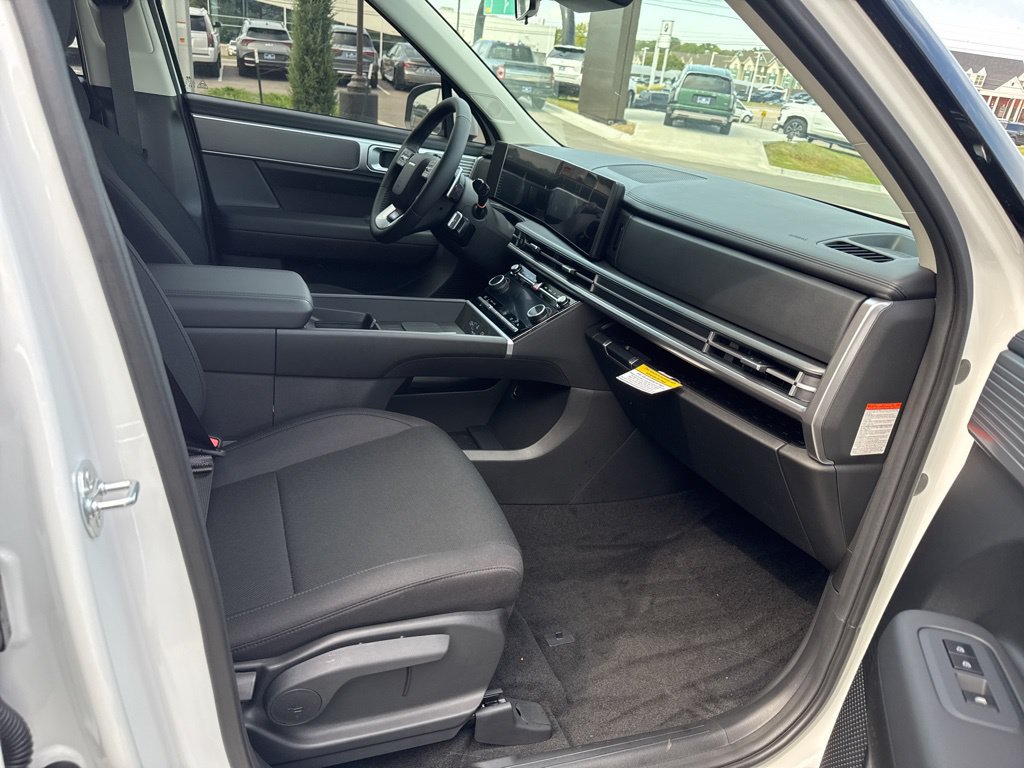 New 2026 Hyundai Santa Fe SE FWD image 12