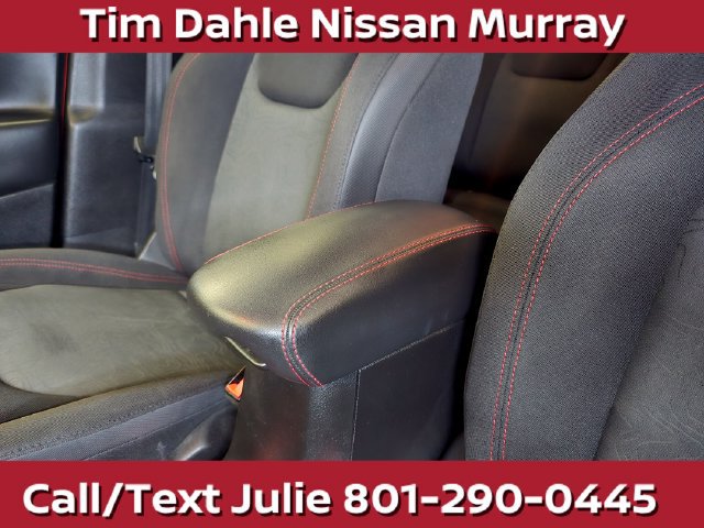 Used 2015 Jeep Renegade Trailhawk AWD/4WD image 31