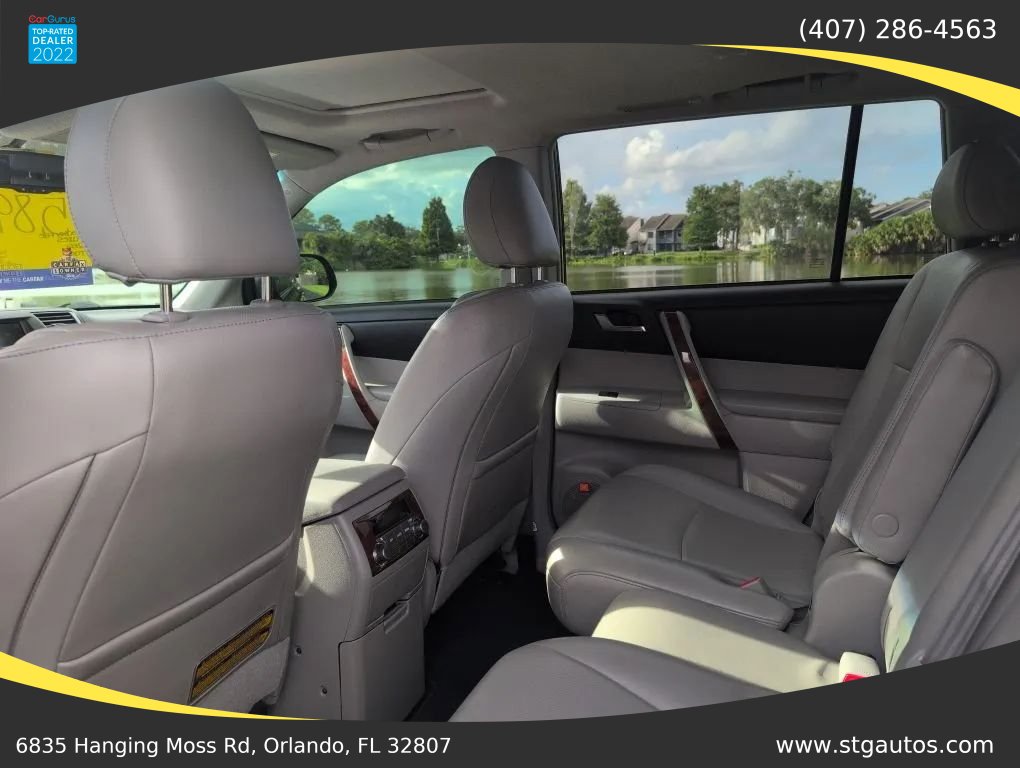 Used 2013 Toyota Highlander Limited FWD image 16
