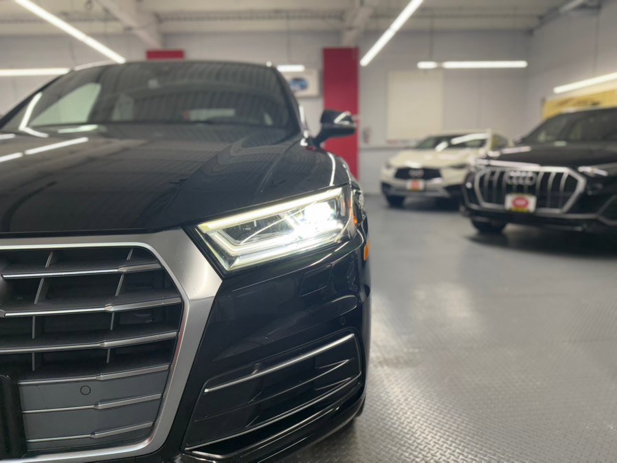 Used 2019 Audi Q5 2.0T Premium Plus w/ Premium Plus Package AWD/4WD image 14