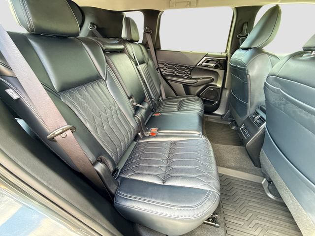 Used 2025 Mitsubishi Outlander SEL AWD/4WD image 30