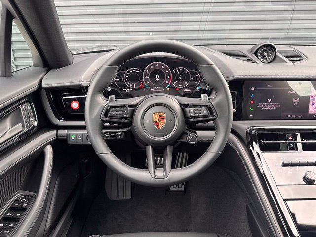 New 2026 Porsche Panamera 4 AWD/4WD image 18