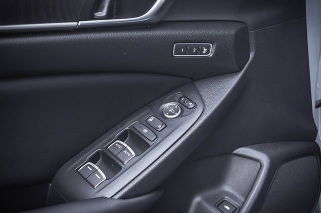 Used 2022 Honda Accord Touring image 12