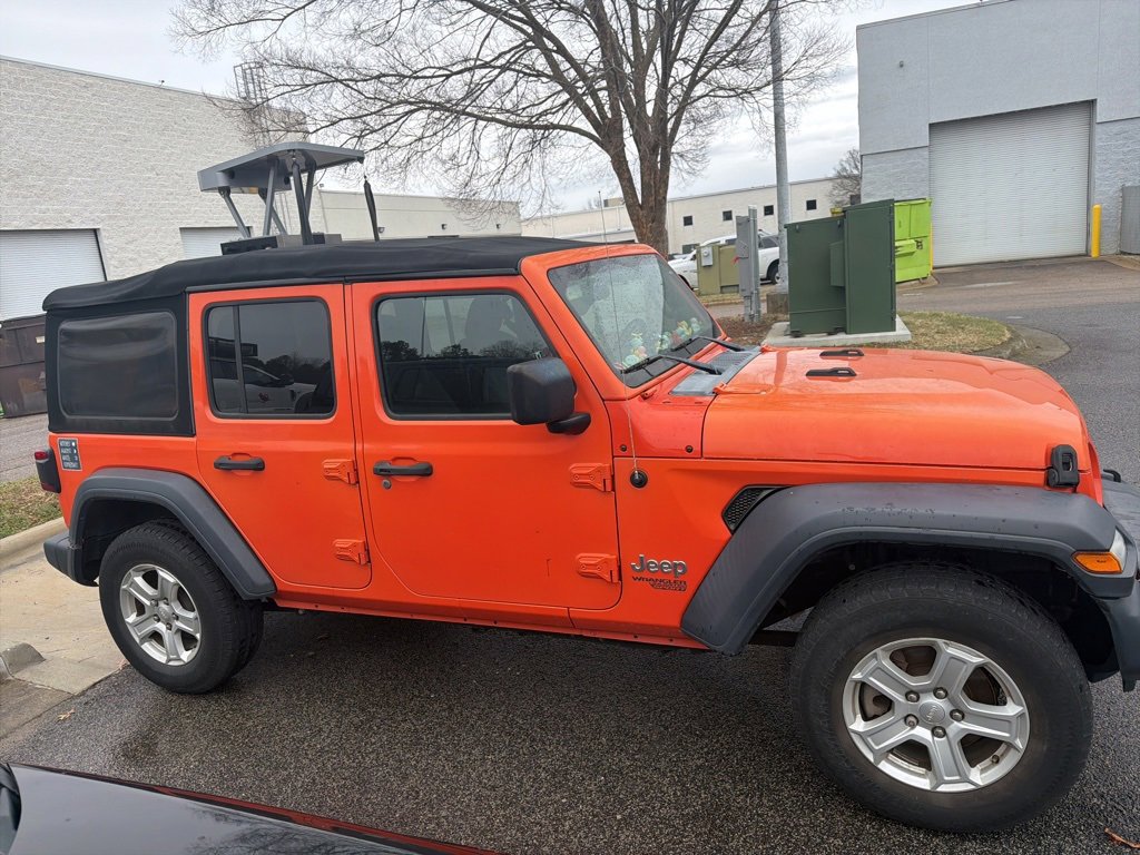 Used 2018 Jeep Wrangler Unlimited Sport S image 3