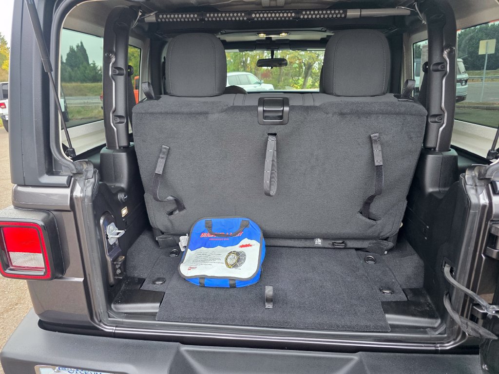 Used 2019 Jeep Wrangler Sport AWD/4WD image 20