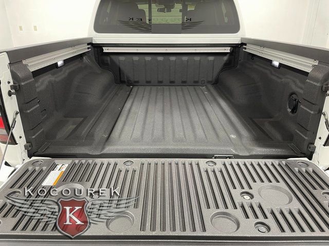 Used 2024 Nissan Frontier SV w/ SV Convenience Package AWD/4WD image 23