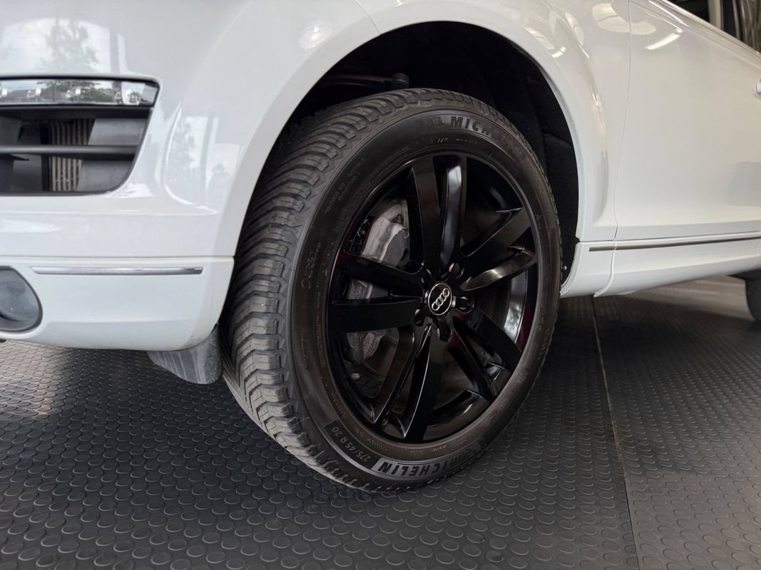 Used 2014 Audi Q7 TDI Premium Plus w/ Premium Plus Package AWD/4WD image 12