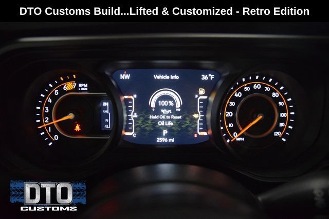 Used 2025 Jeep Wrangler Unlimited Rubicon w/ Convenience Group AWD/4WD image 53