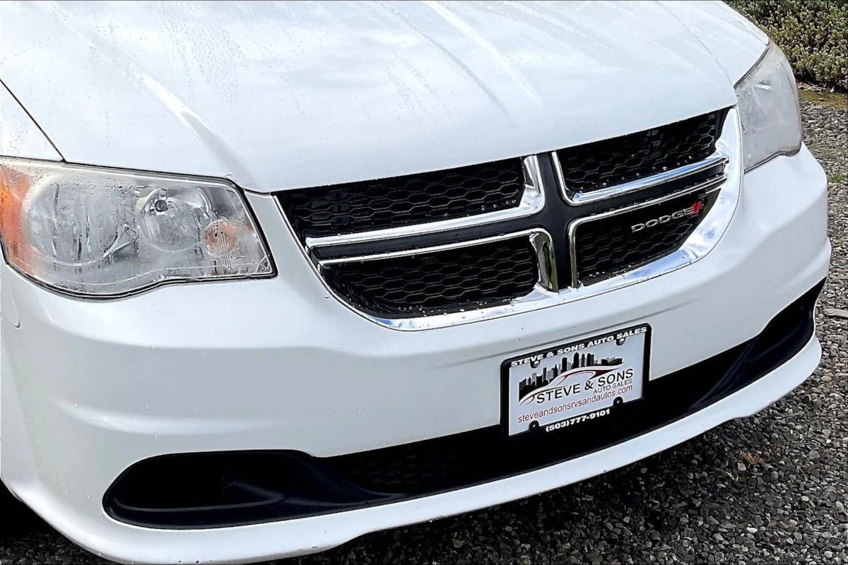 Used 2014 Dodge Grand Caravan SE w/ Quick Order Package 29E SE FWD image 31