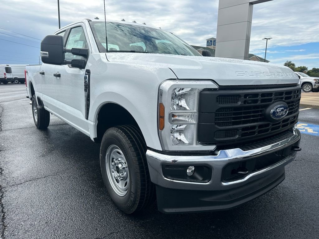 New 2026 Ford F250 XL image 2