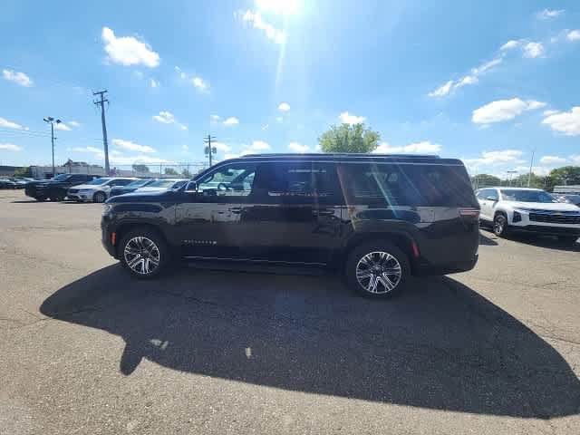Certified 2024 Jeep Wagoneer L Series II w/ Flexible Seating Group AWD/4WD image 21