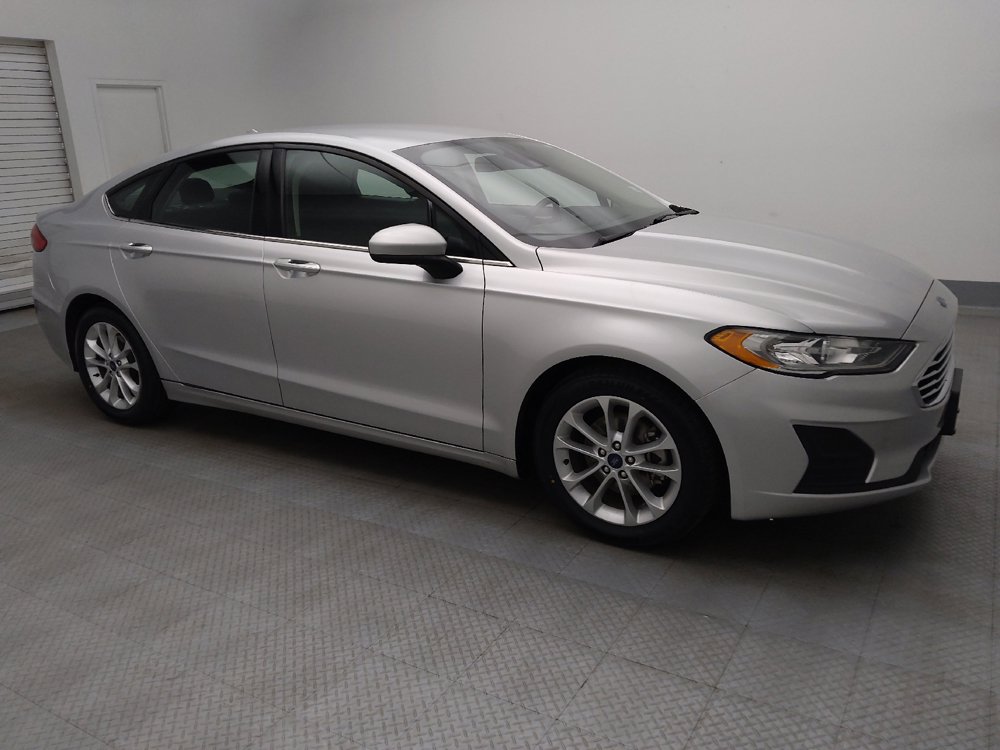 Used 2019 Ford Fusion SE FWD image 11