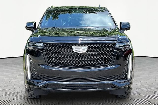Used 2024 Cadillac Escalade Sport w/ LPO, ONYX Package AWD/4WD image 2