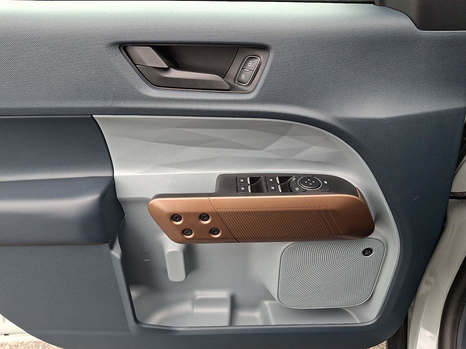 Used 2024 Ford Maverick Lariat w/ 4K Tow Package image 19