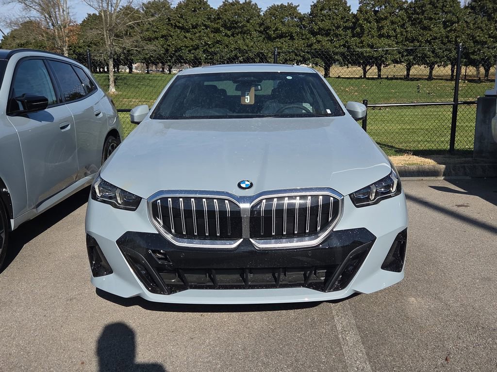 New 2026 BMW 530i xDrive w/ M Sport Package image 11