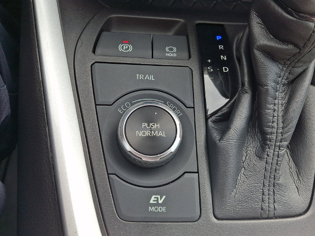 Used 2022 Toyota RAV4 XLE w/ Convenience Package AWD/4WD image 34