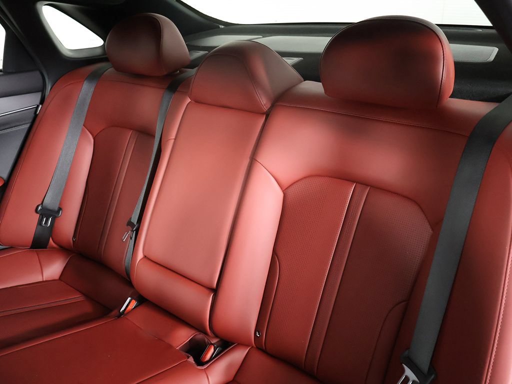 Used 2025 Kia K5 GT-Line w/ GT-Line Premium Package FWD image 33