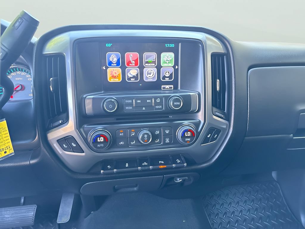 Used 2018 Chevrolet Silverado 1500 LT w/ All Star Edition AWD/4WD image 26