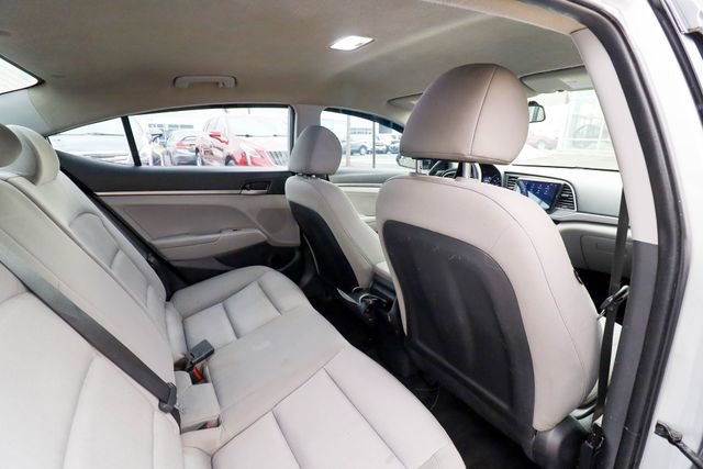 Used 2017 Hyundai Elantra SE FWD image 40