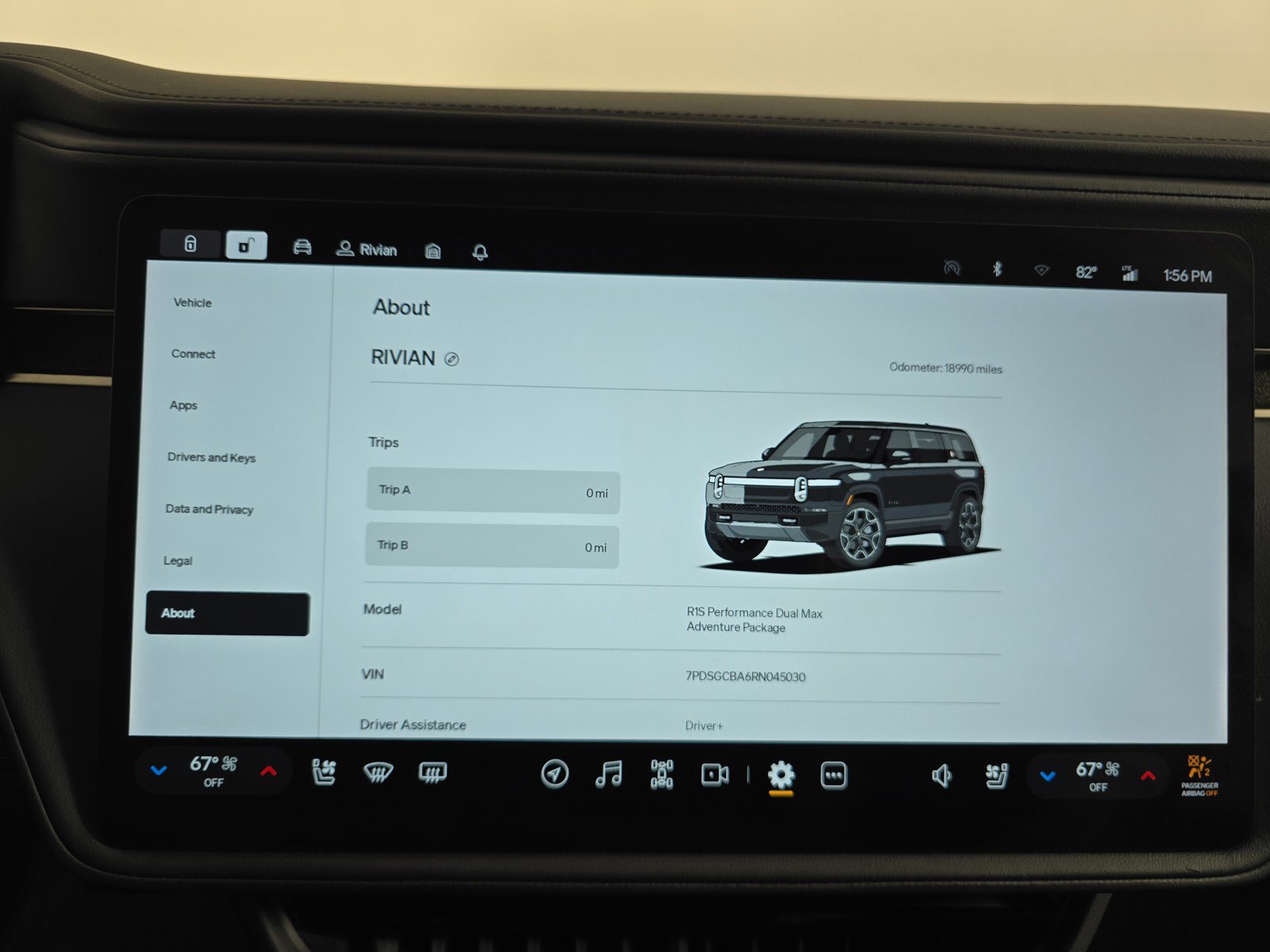 Used 2024 Rivian R1S Adventure AWD/4WD image 29