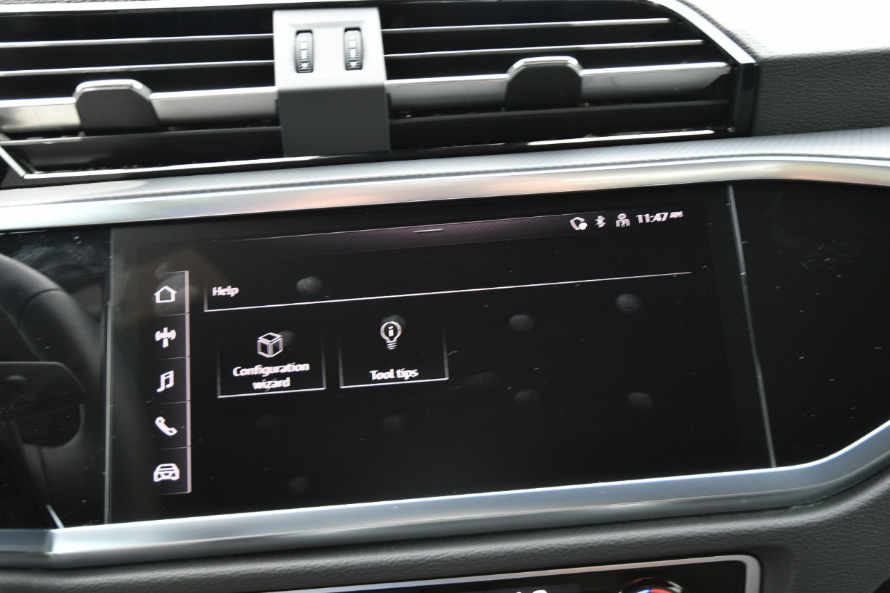 Used 2025 Audi Q3 2.0T Premium image 23