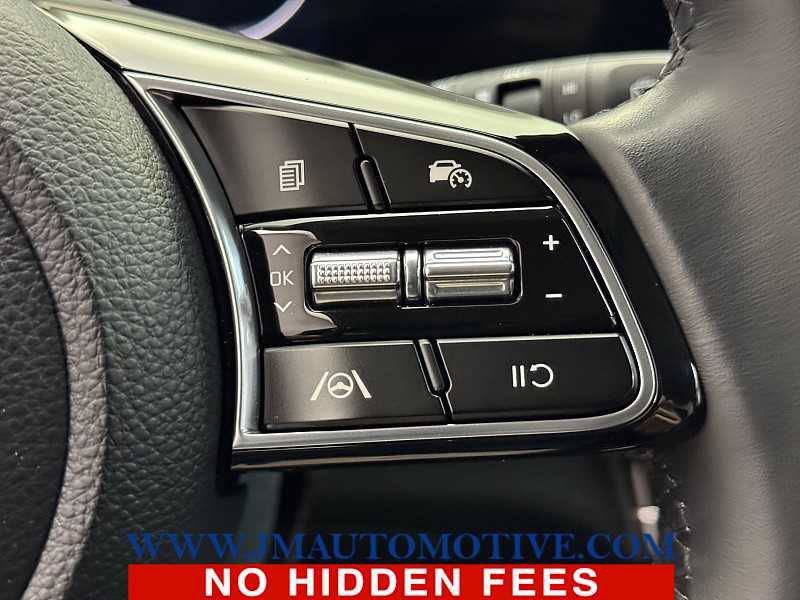 Used 2024 Kia Seltos X-Line AWD/4WD image 40