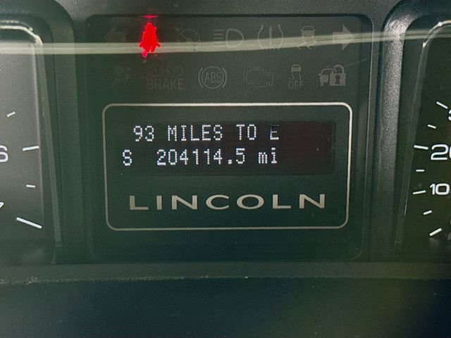 Used 2013 Lincoln Navigator 4WD w/ HD Trailer Tow Pkg image 14