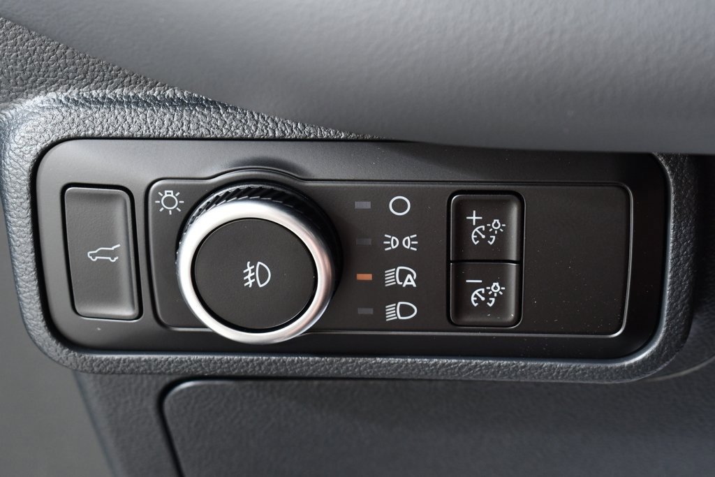 New 2025 Ford Explorer Active w/ Active Comfort Package image 32