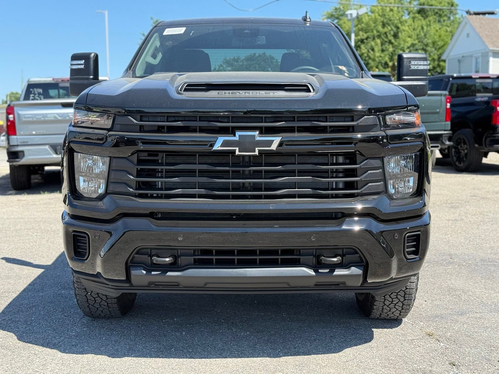 New 2026 Chevrolet Silverado 2500 Custom w/ Custom Value Package AWD/4WD image 9