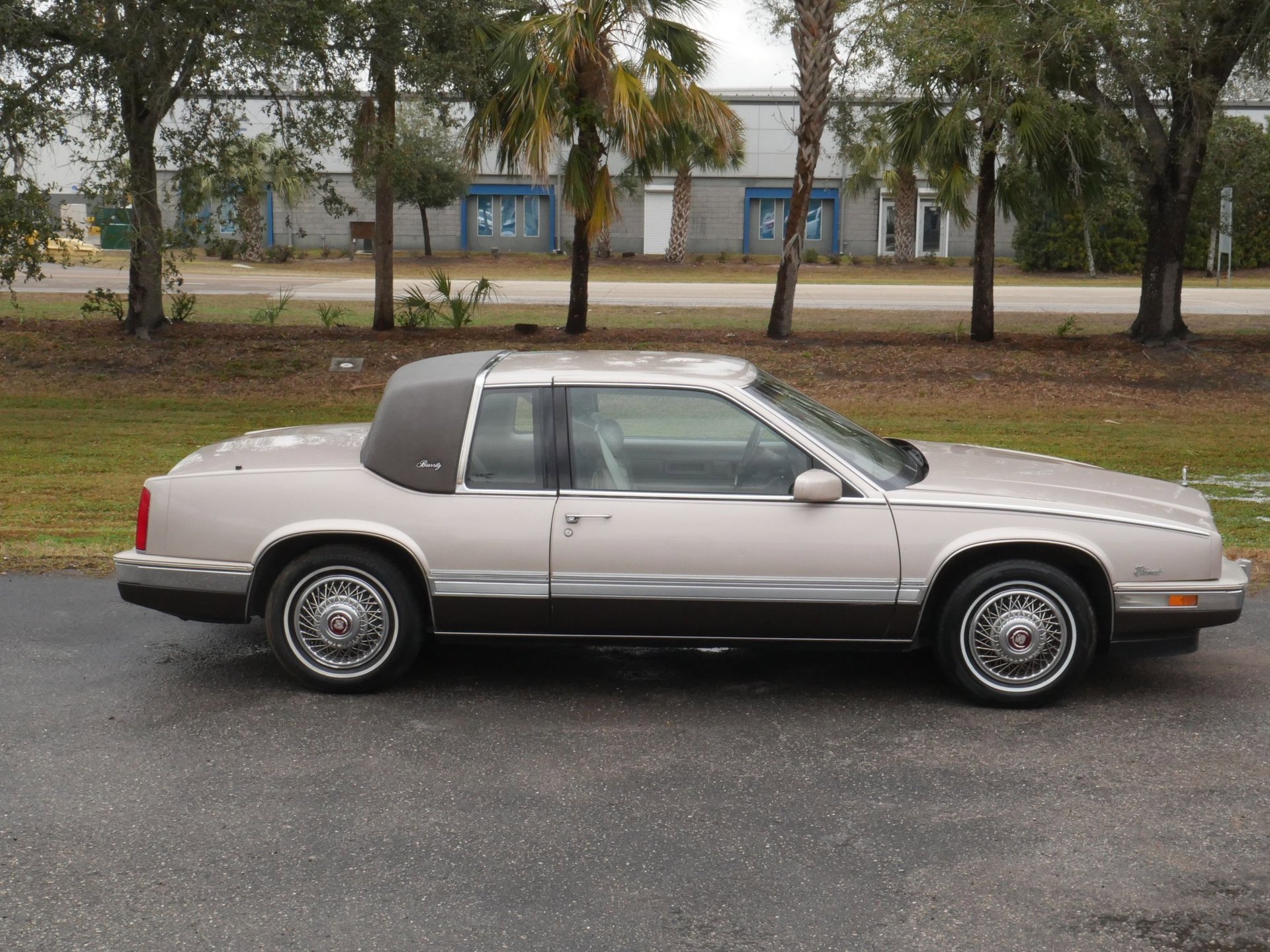 Used 1988 Cadillac Eldorado Coupe image 30