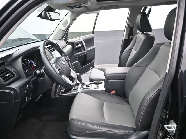 Used 2024 Toyota 4Runner SR5 Premium w/ Moonroof Package AWD/4WD image 13