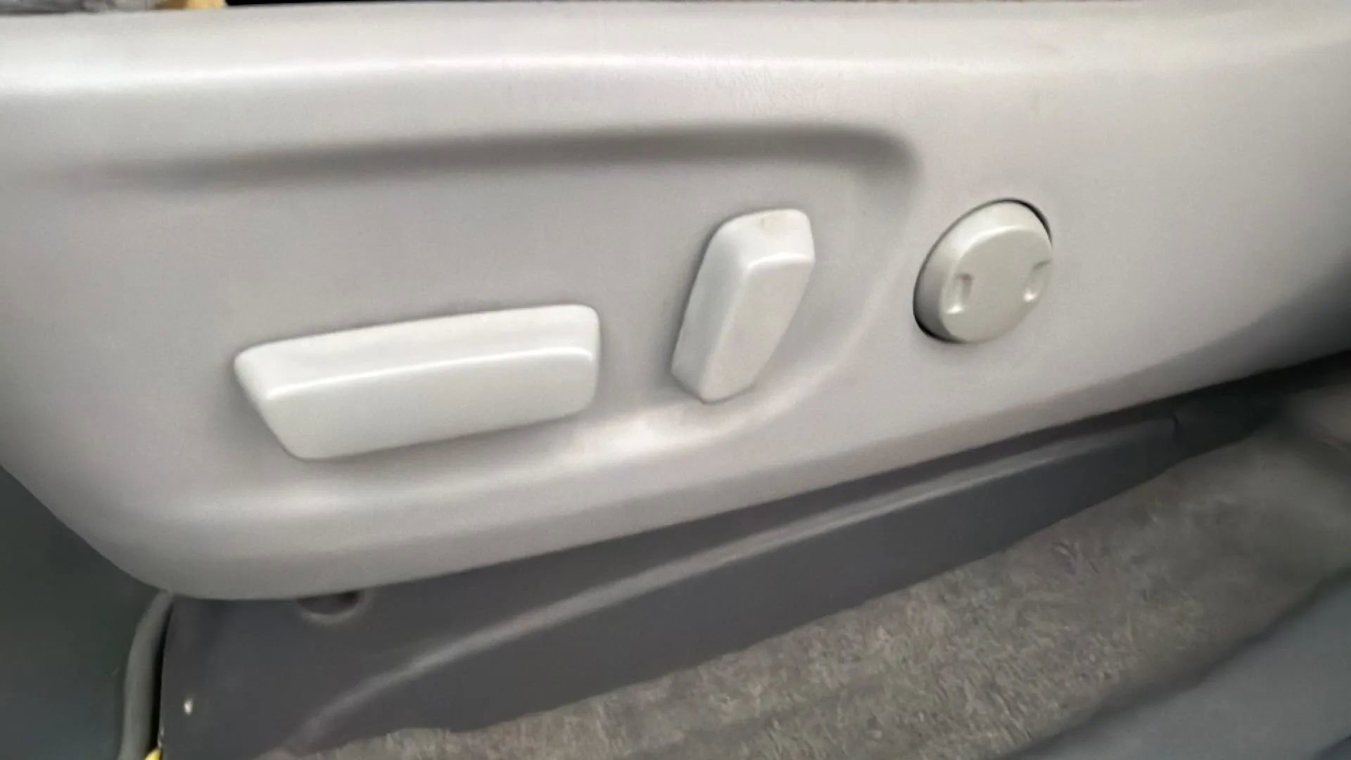 Used 2018 Toyota Sienna LE image 21