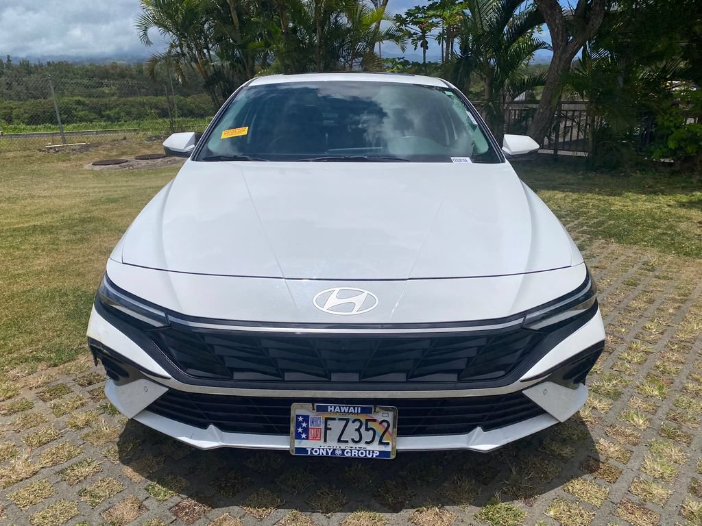 Certified 2024 Hyundai Elantra Limited FWD image 20