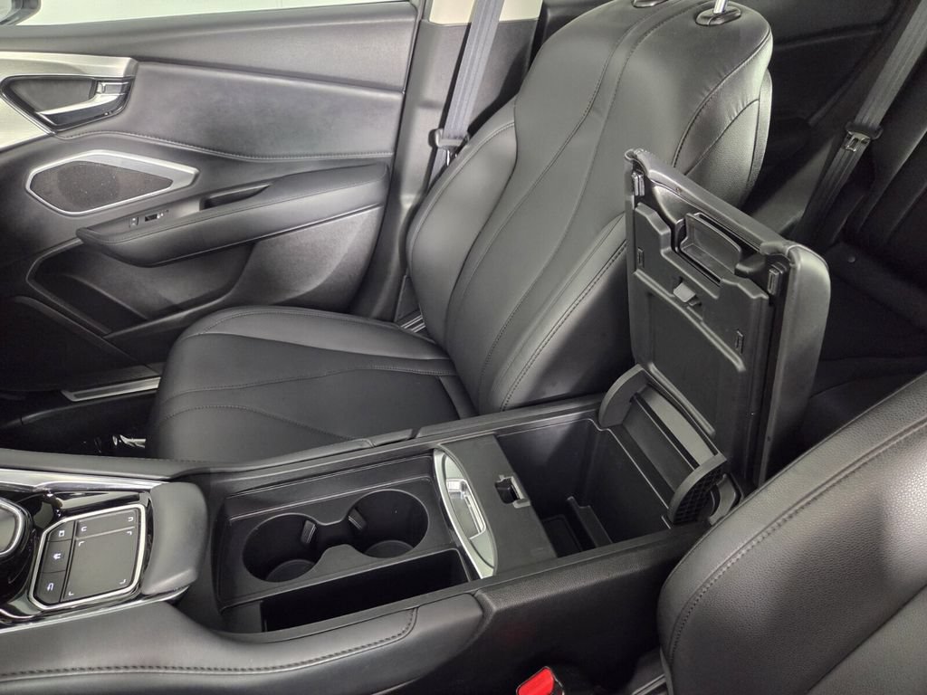 Used 2024 Acura RDX SH-AWD image 21