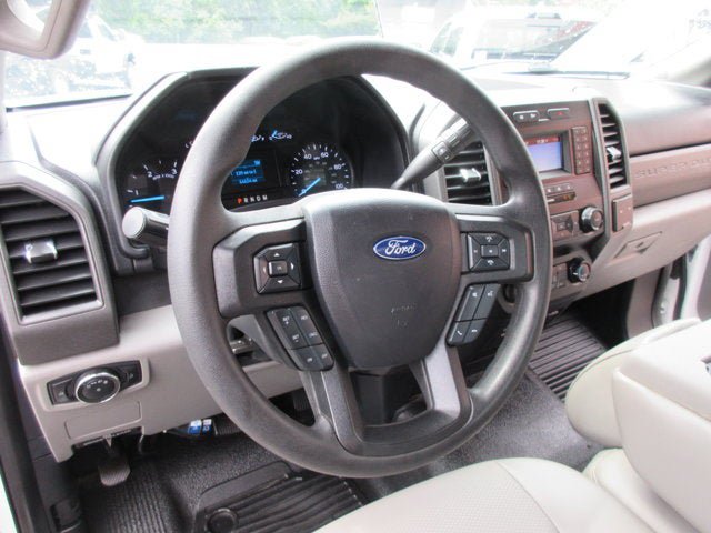 Used 2020 Ford F550 2WD Regular Cab Super Duty image 15