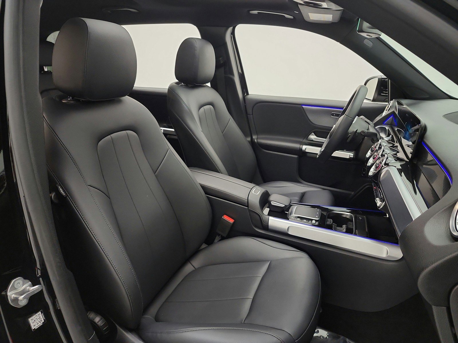Used 2022 Mercedes-Benz GLB 250 image 18
