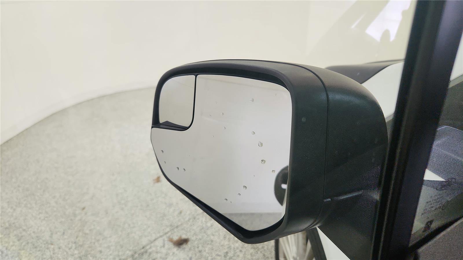 Used 2015 Ford Transit Connect XL FWD image 24